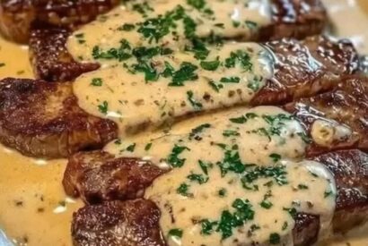 Thumbnail for Juicy Steak with Creamy Garlic Sauce